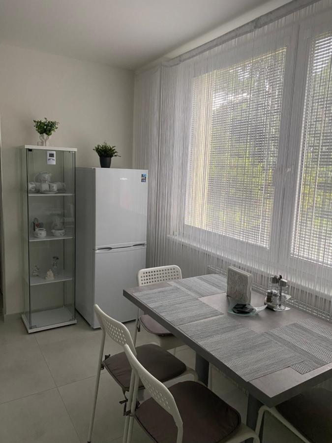 Apartman ニトラ エクステリア 写真