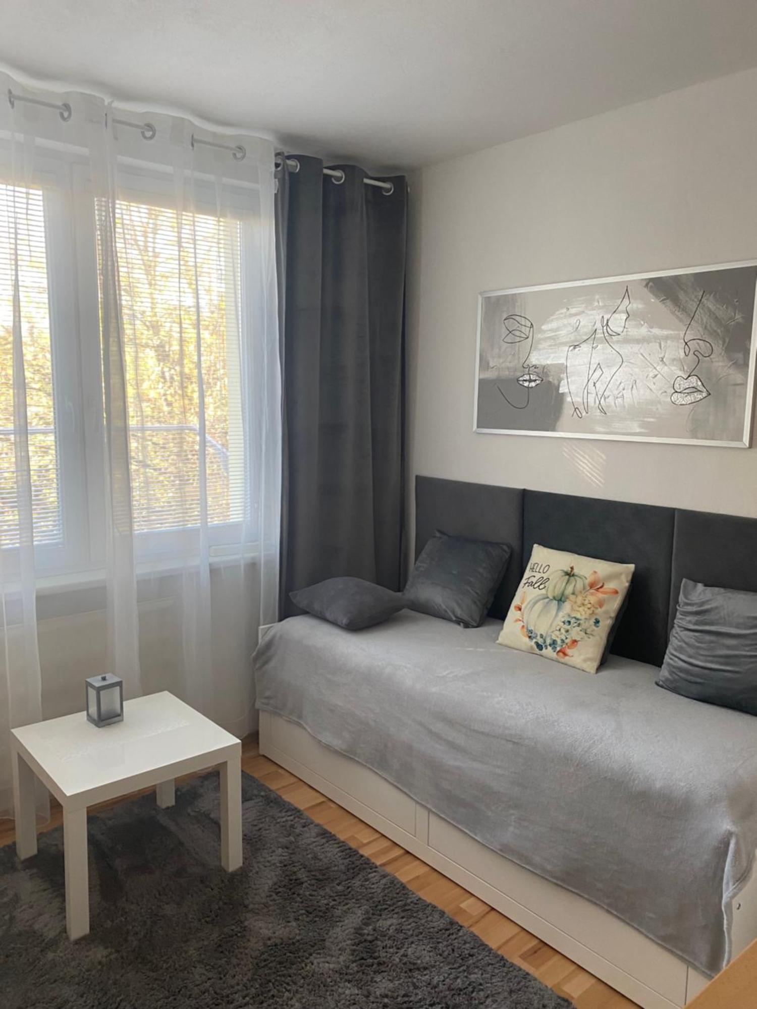 Apartman ニトラ エクステリア 写真